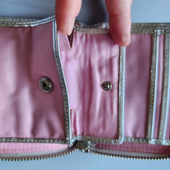 Coach Poppy Irridescent Shimmer Leather Square Zipper Wallet - Picture 6 of 9